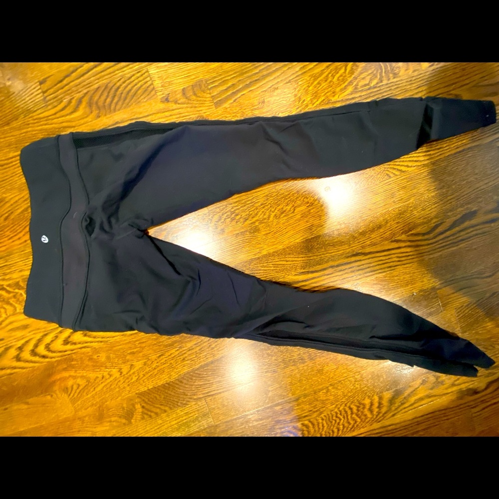 Black Lululemon leggings